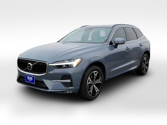 2022 Volvo XC60 Momentum