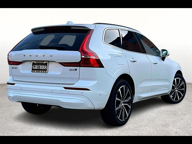 2022 Volvo XC60 Momentum