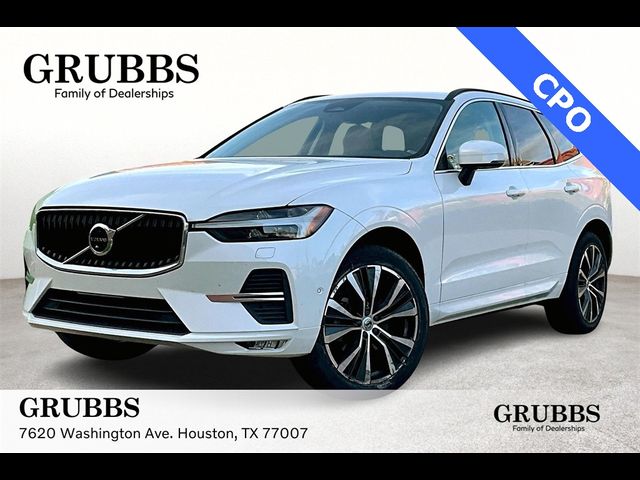 2022 Volvo XC60 Momentum