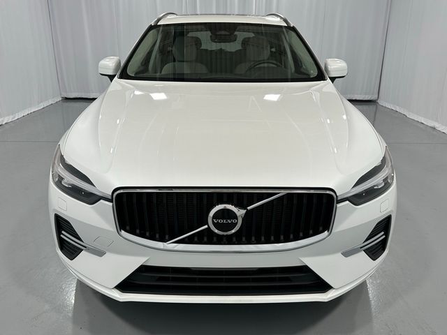 2022 Volvo XC60 Momentum