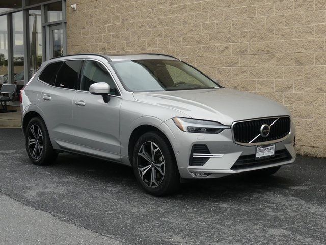 2022 Volvo XC60 Momentum