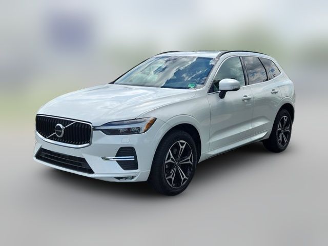 2022 Volvo XC60 Momentum