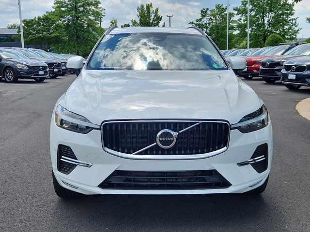 2022 Volvo XC60 Momentum
