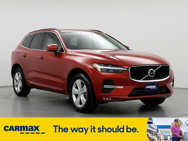 2022 Volvo XC60 Momentum