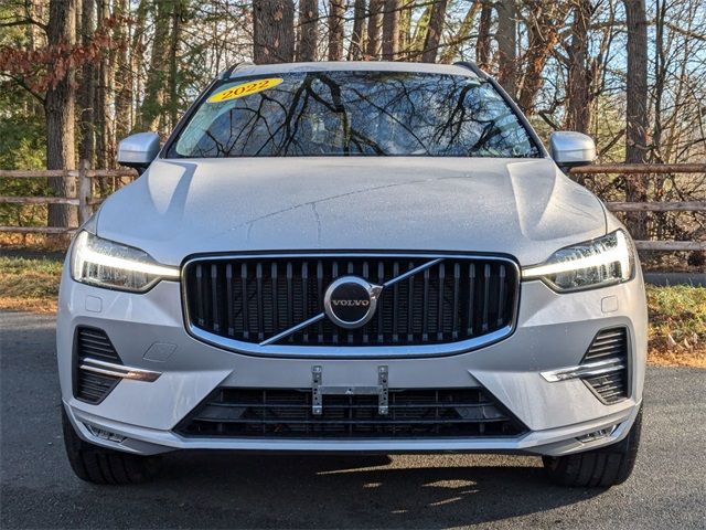 2022 Volvo XC60 Momentum