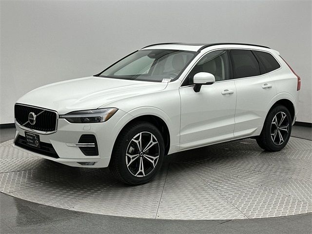 2022 Volvo XC60 Momentum