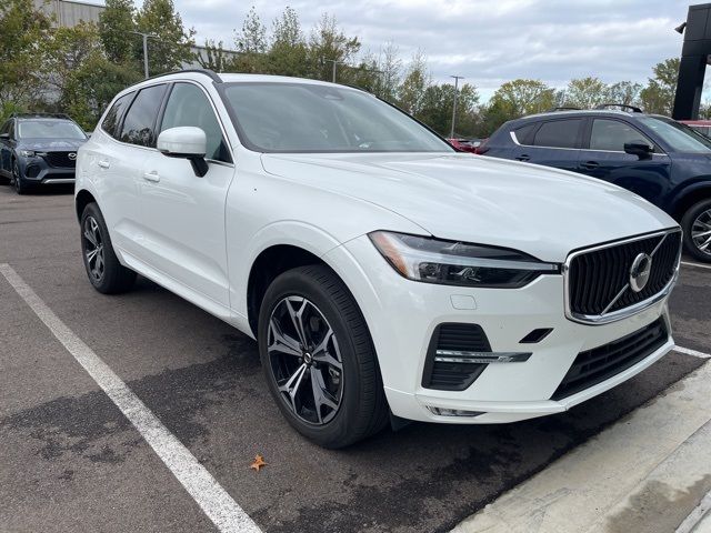 2022 Volvo XC60 Momentum