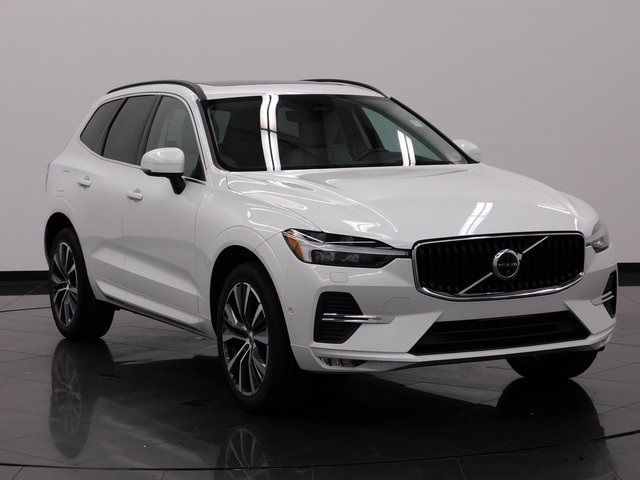 2022 Volvo XC60 Momentum