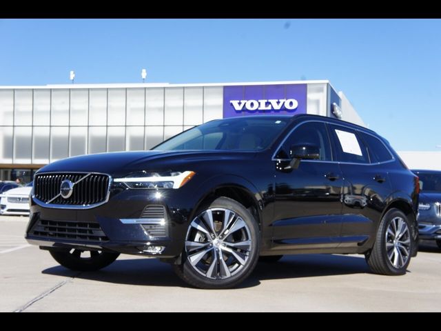 2022 Volvo XC60 Momentum