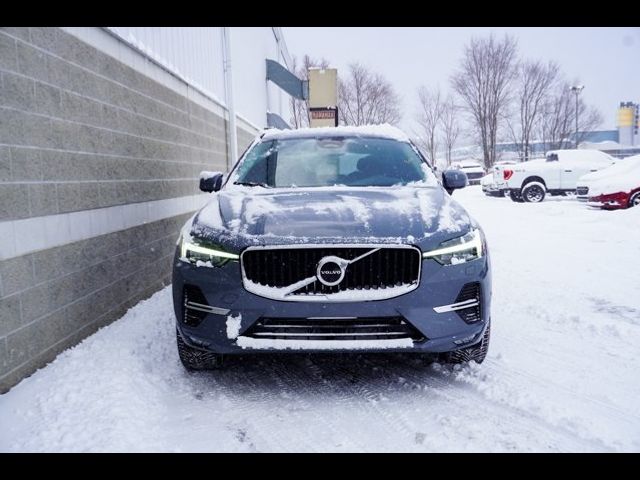 2022 Volvo XC60 Momentum