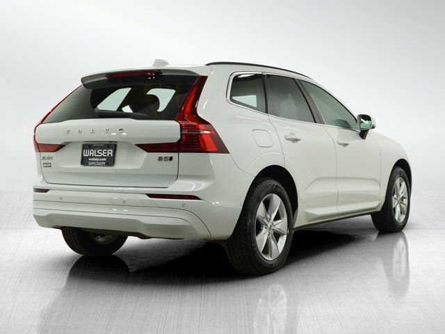 2022 Volvo XC60 Momentum