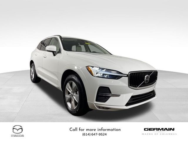 2022 Volvo XC60 Momentum