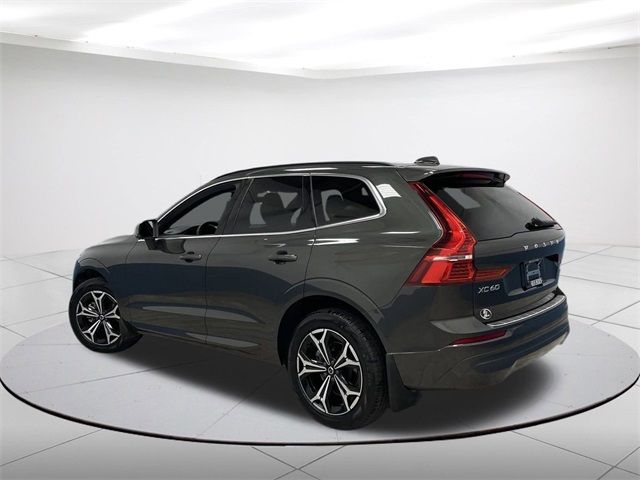 2022 Volvo XC60 Momentum