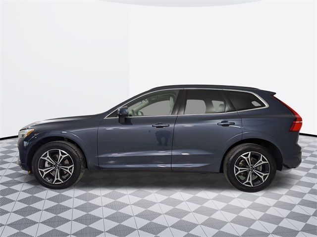 2022 Volvo XC60 Momentum