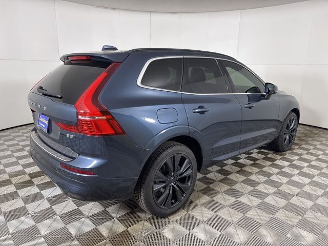 2022 Volvo XC60 Momentum