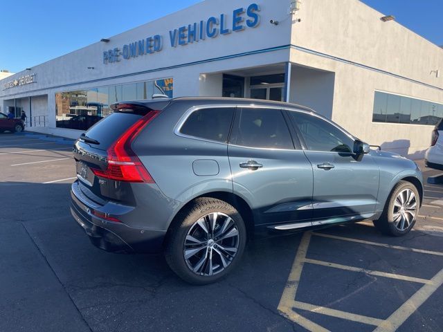 2022 Volvo XC60 Momentum