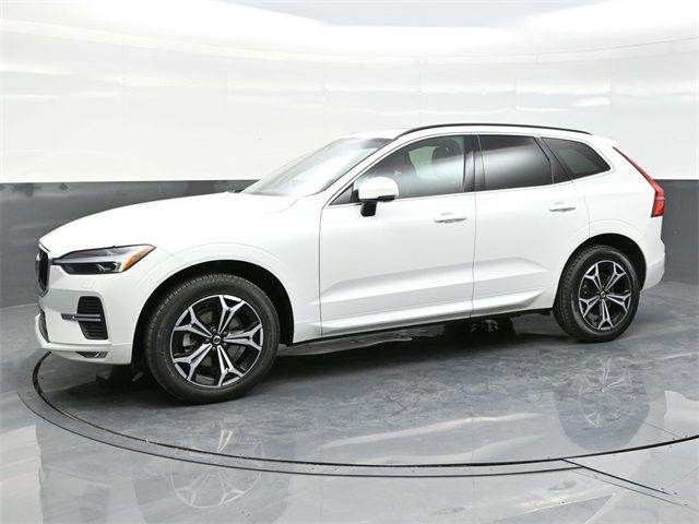 2022 Volvo XC60 Momentum