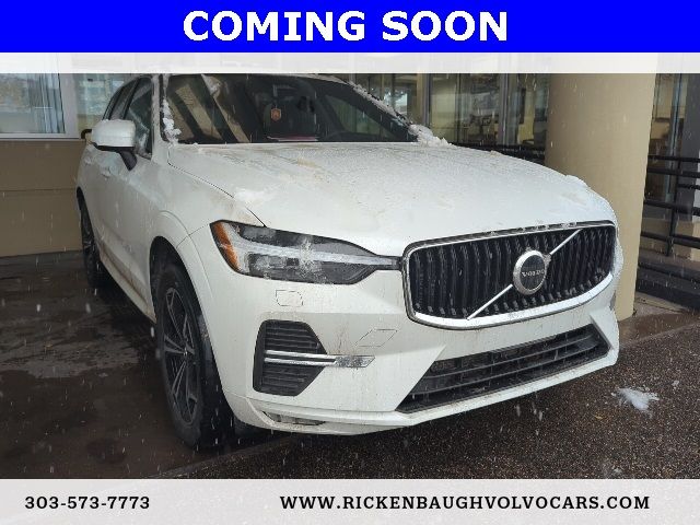 2022 Volvo XC60 Momentum