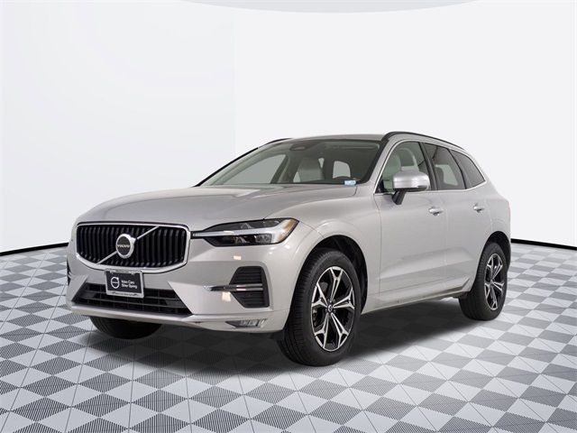 2022 Volvo XC60 Momentum