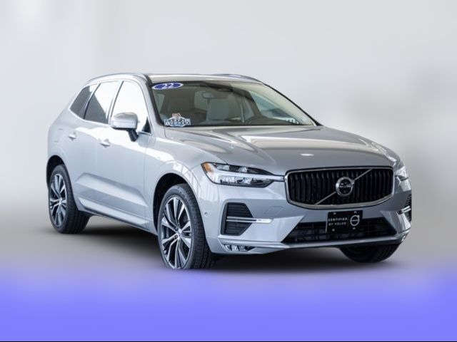 2022 Volvo XC60 Momentum