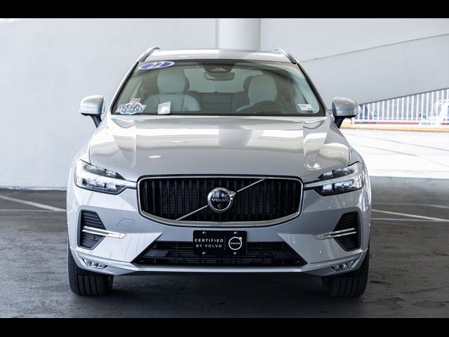 2022 Volvo XC60 Momentum