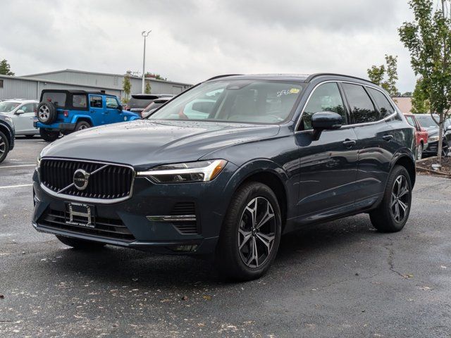 2022 Volvo XC60 Momentum