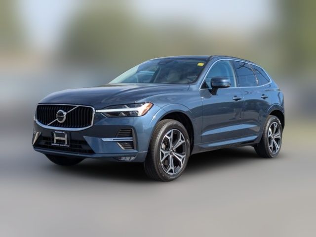 2022 Volvo XC60 Momentum