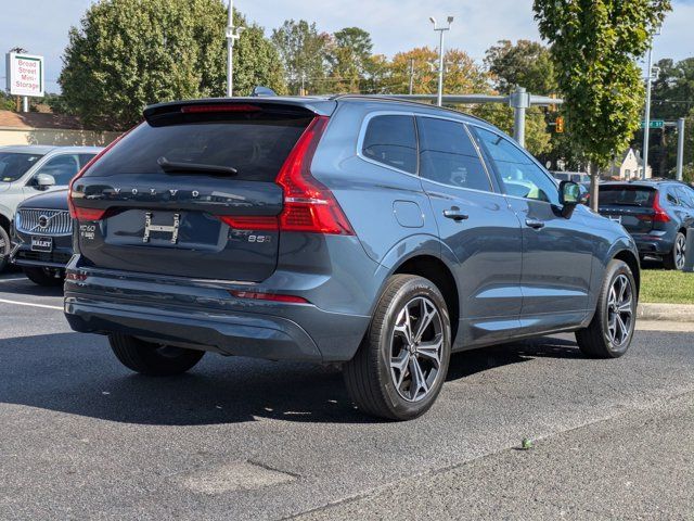 2022 Volvo XC60 Momentum