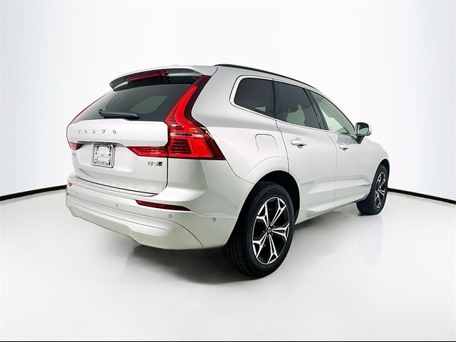 2022 Volvo XC60 Momentum
