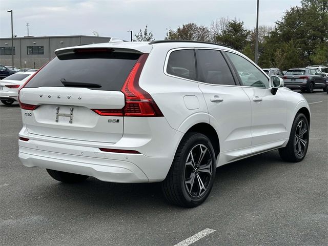 2022 Volvo XC60 Momentum