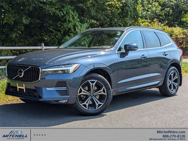 2022 Volvo XC60 Momentum