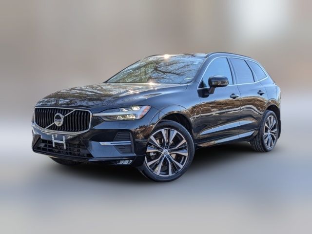 2022 Volvo XC60 Momentum