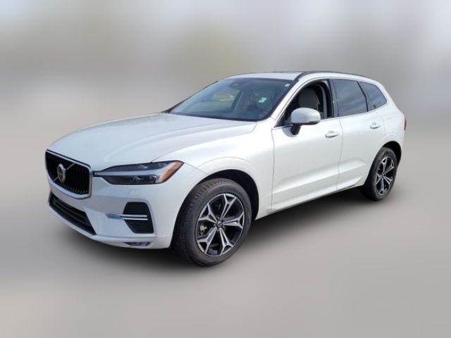 2022 Volvo XC60 Momentum