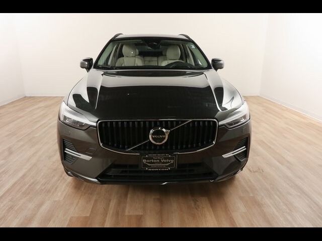 2022 Volvo XC60 Momentum