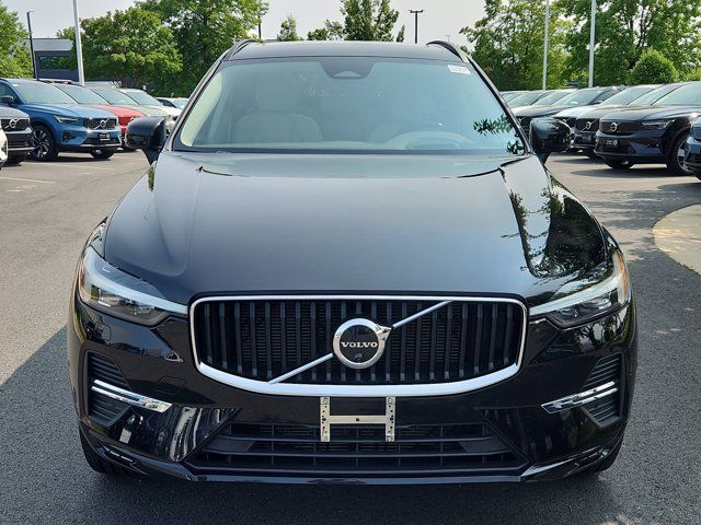 2022 Volvo XC60 Momentum