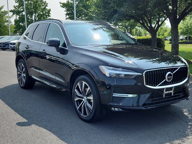 2022 Volvo XC60 Momentum