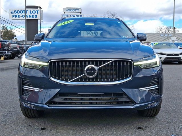 2022 Volvo XC60 Momentum