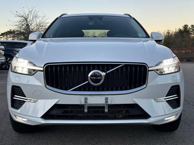 2022 Volvo XC60 Momentum