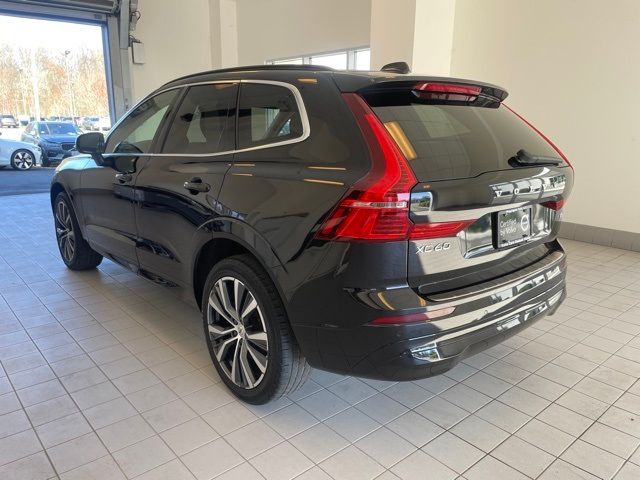 2022 Volvo XC60 Momentum