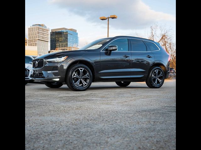 2022 Volvo XC60 Momentum