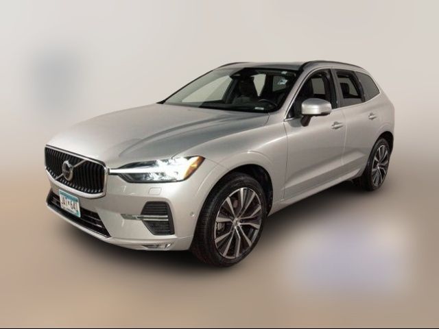 2022 Volvo XC60 Momentum