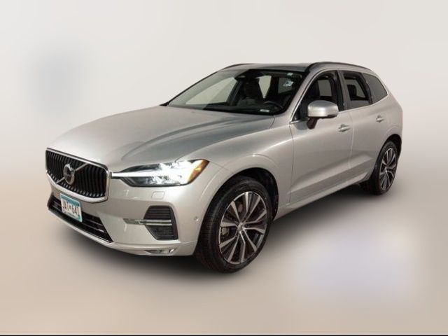 2022 Volvo XC60 Momentum