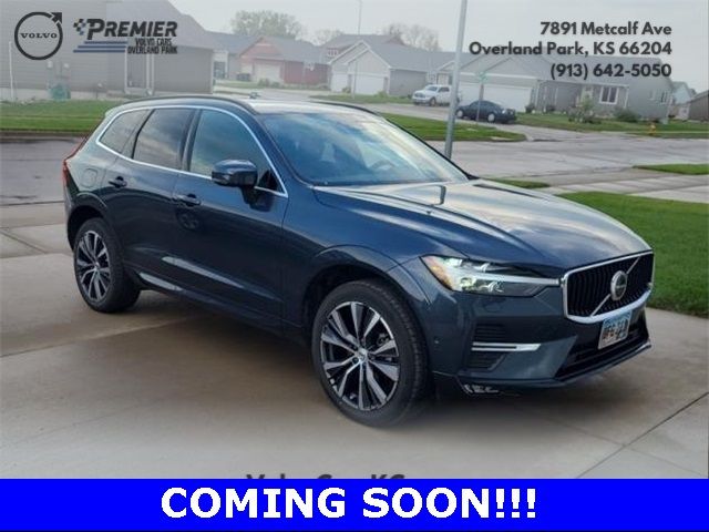 2022 Volvo XC60 Momentum