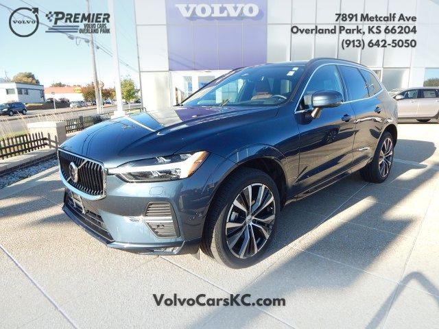 2022 Volvo XC60 Momentum