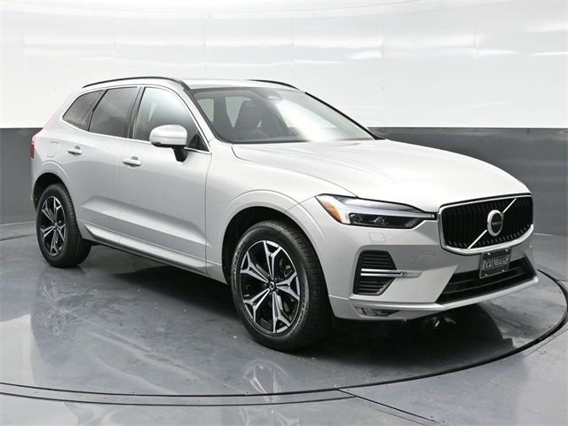 2022 Volvo XC60 Momentum