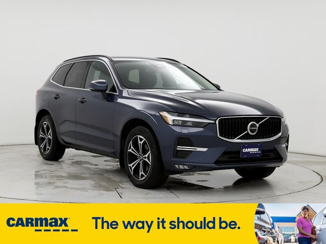 2022 Volvo XC60 Momentum