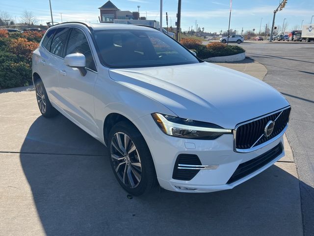 2022 Volvo XC60 Momentum