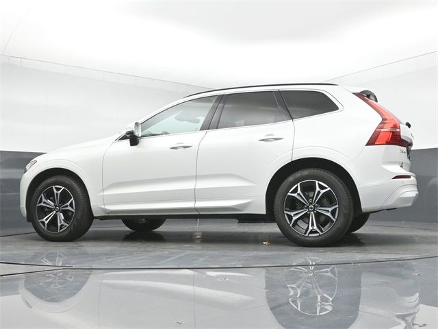 2022 Volvo XC60 Momentum