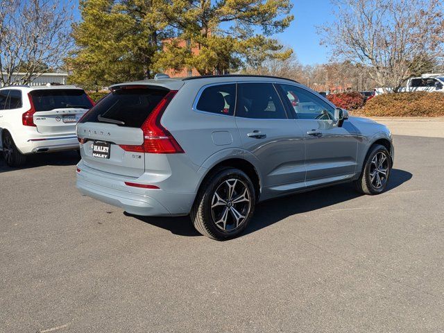 2022 Volvo XC60 Momentum