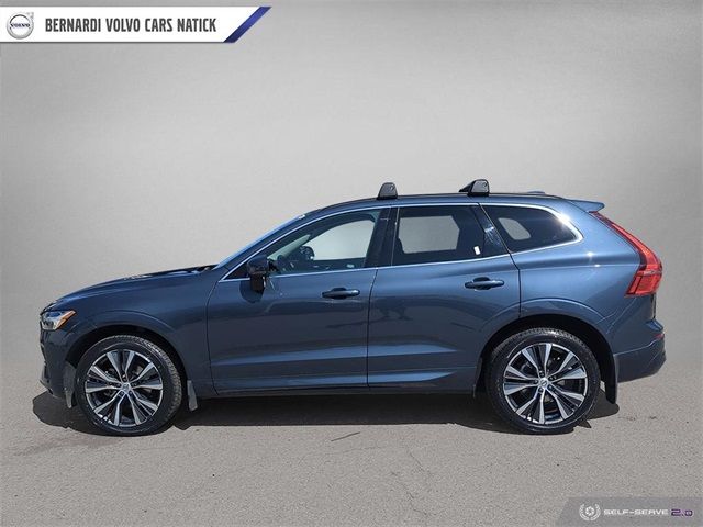 2022 Volvo XC60 Momentum